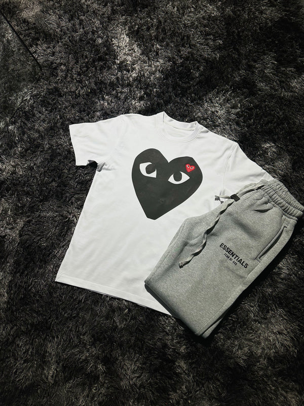 Play white T-shirtxblack