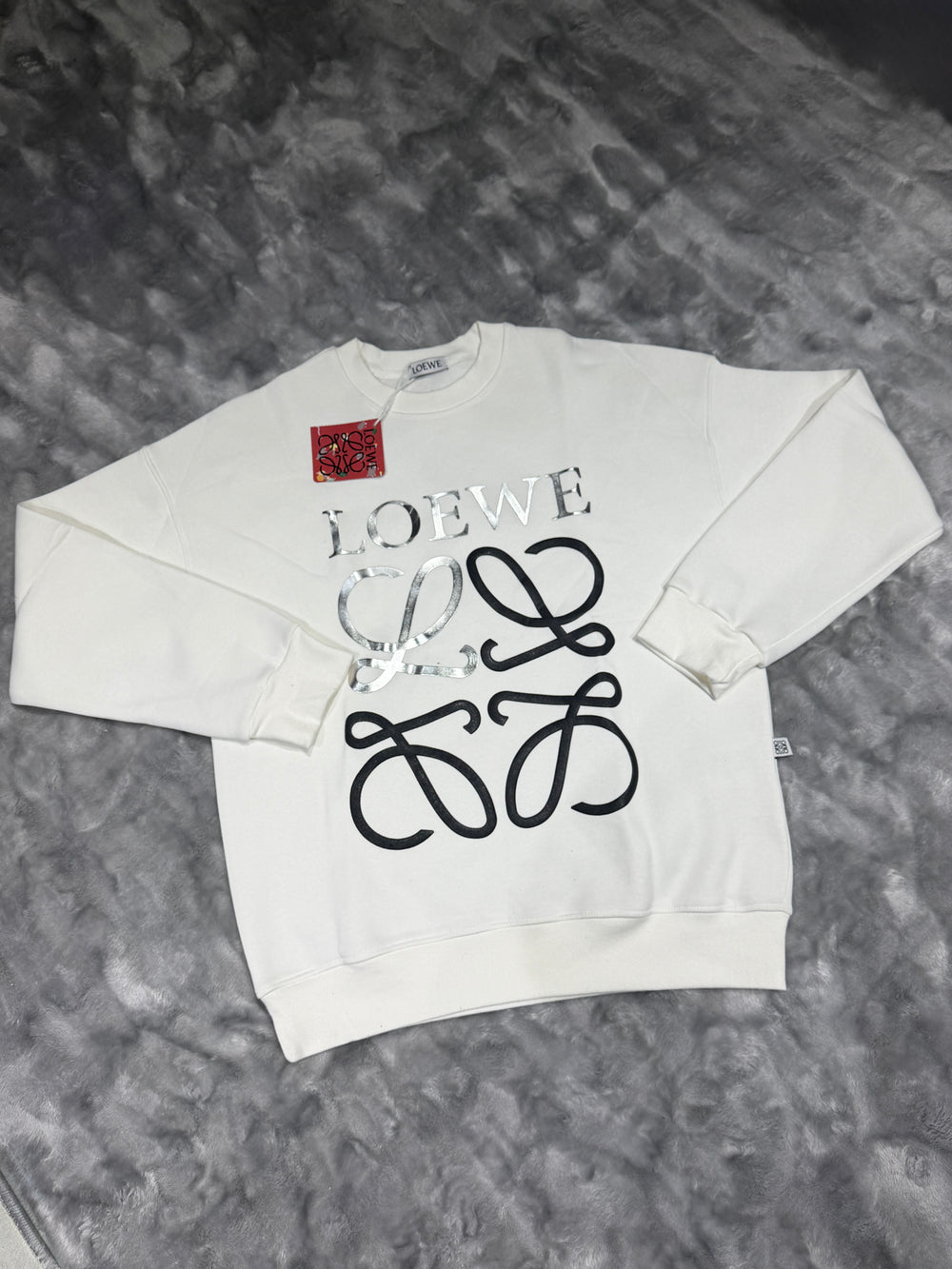 Original photo of LOEWE WHITE CREWNECK